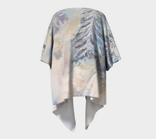 Load image into Gallery viewer, Winter path draped kimono
